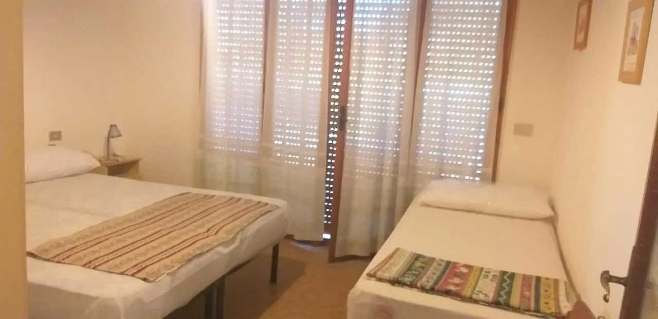 Appartamenti Calamaro In Villetta Principina a Mare Italia